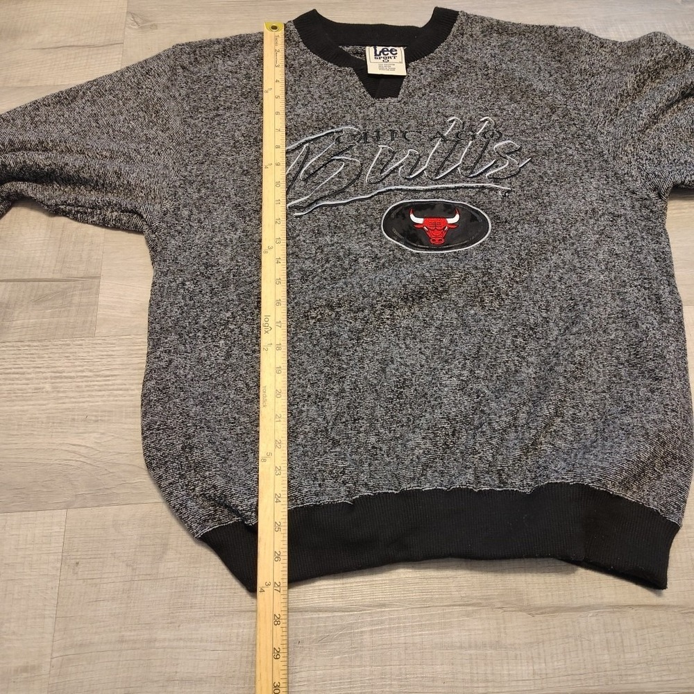Vintage Lee Sport Chicago Bulls Pullover Graphic Sweater Mens Size M Embroidered - Picture 6 of 9